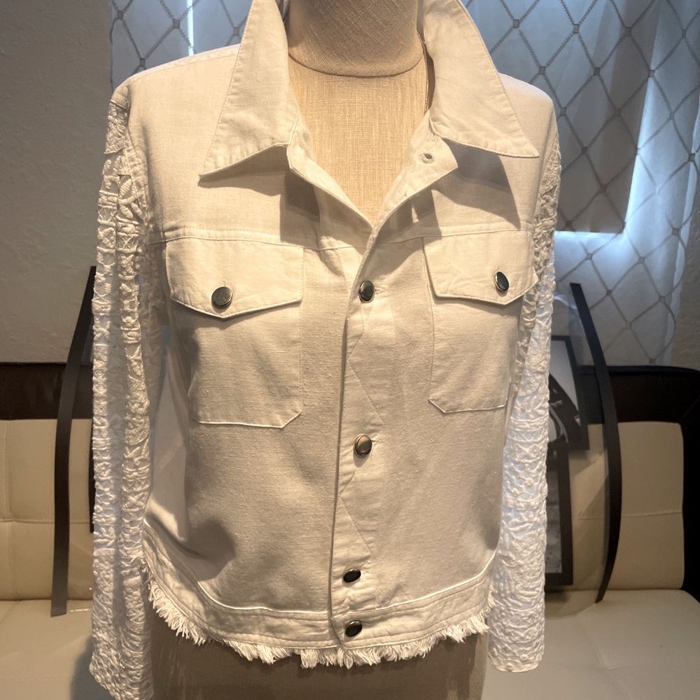 Beautiful white  Statement jacket